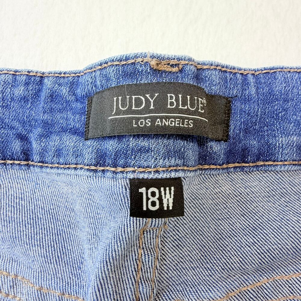 Judy Blue Women's Relaxed Fit Raw Hem Crop/Ankle Blue Denim Jeans Size 18W - Picture 3 of 11